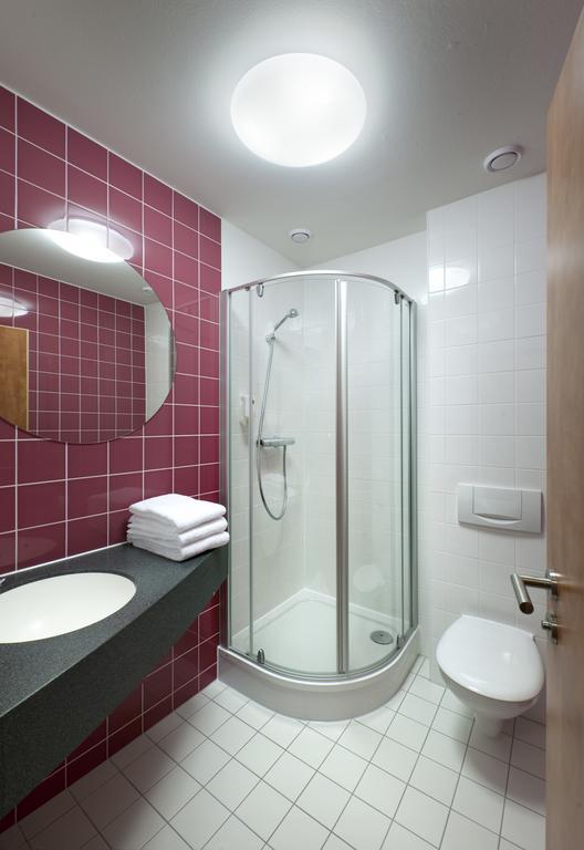 Hotel Hannover-Garbsen Buitenkant foto