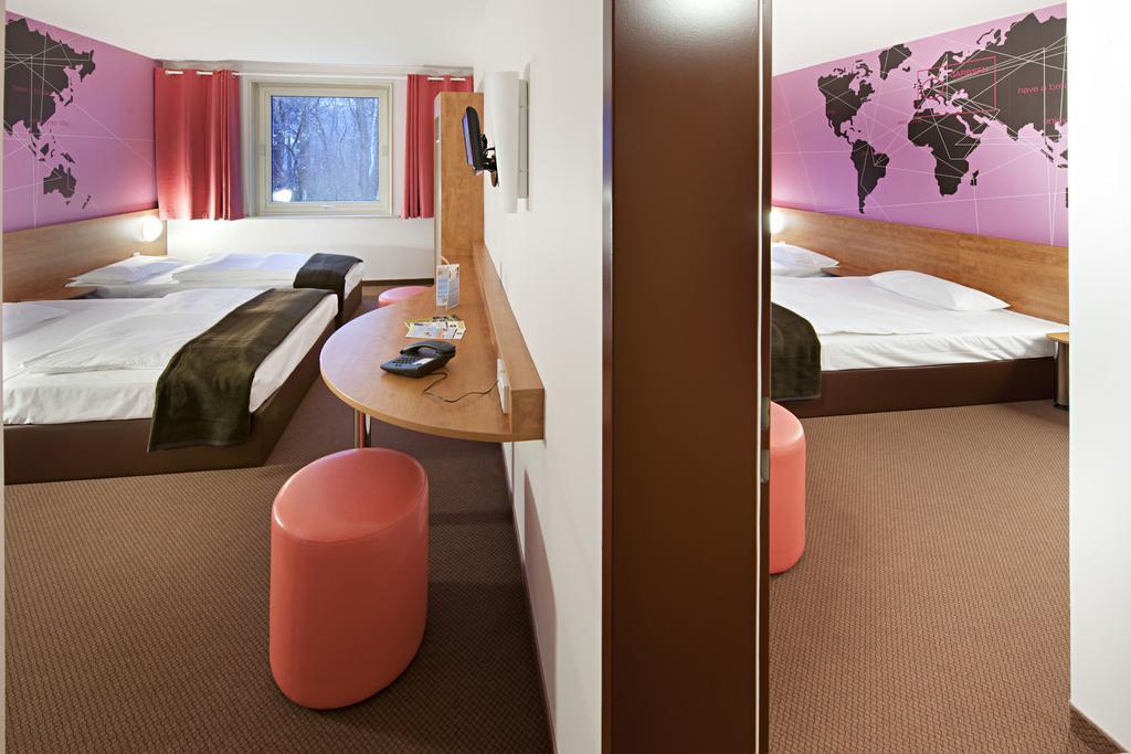 Hotel Hannover-Garbsen Buitenkant foto