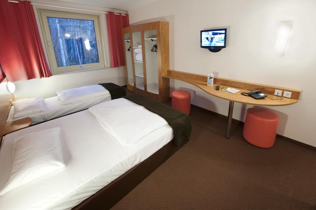 Hotel Hannover-Garbsen Buitenkant foto